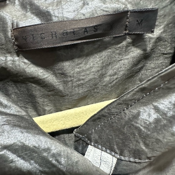 Nicholas K Metallic Drawstring Utility Jacket with Hood – Size M - Picture 5 of 7